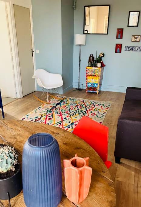 The Artist'S Apartment Near The Metro Saint-Denis  Eksteriør bilde